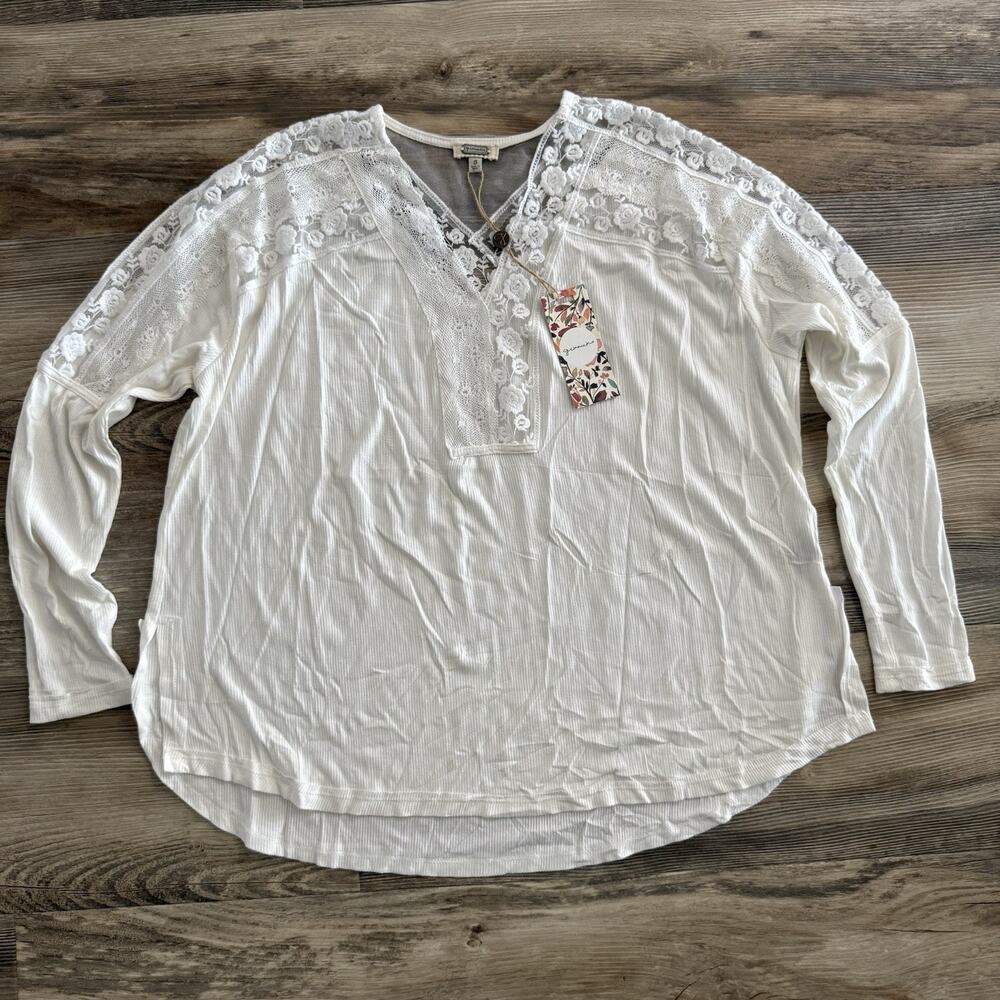 Gimmicks by BKE White Lace Detail Long Sleeve Top Women’s Size Small